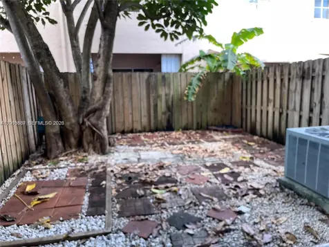 16614 NW 72nd Place Miami Lakes FL 33014