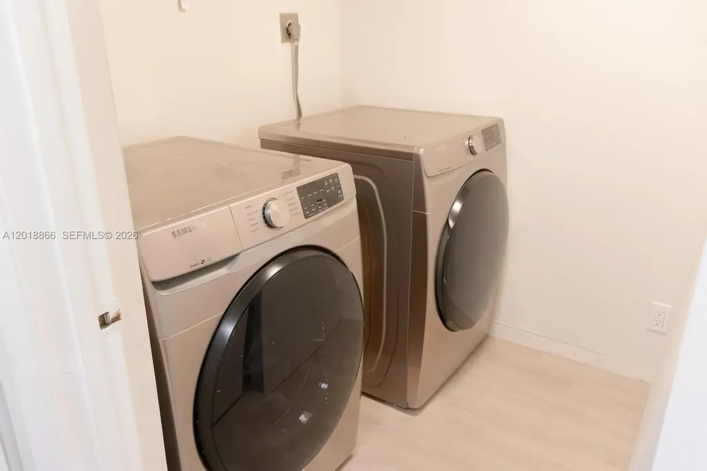 2200 S Cypress Bend Drive Pompano Beach FL 33069