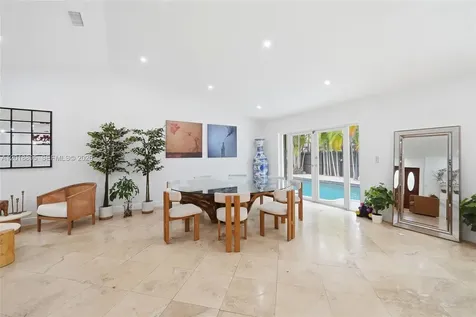 12715 SW 96th Terrace Miami FL 33186