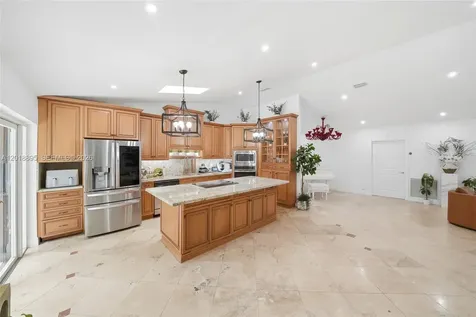12715 SW 96th Terrace Miami FL 33186
