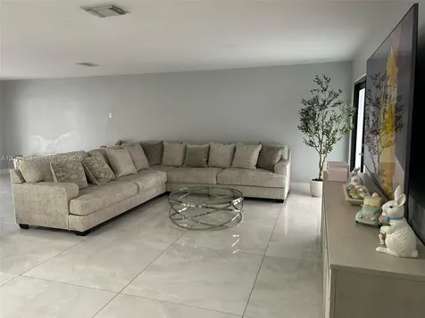1200 SW 136th Place Miami FL 33184