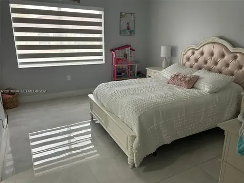 1200 SW 136th Place Miami FL 33184