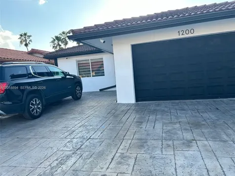 1200 SW 136th Place Miami FL 33184