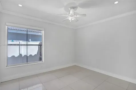 2266 NW 208th Terrace Pembroke Pines FL 33029