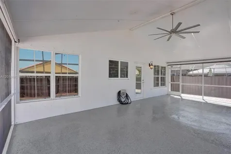 2266 NW 208th Terrace Pembroke Pines FL 33029
