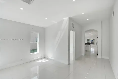 2266 NW 208th Terrace Pembroke Pines FL 33029