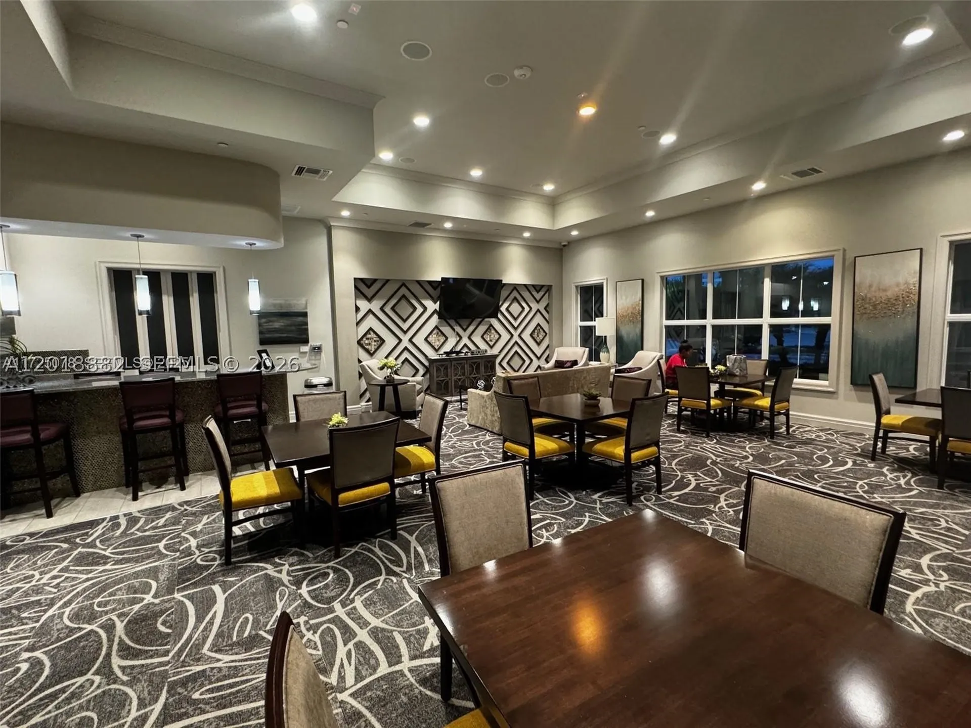 950 Hillcrest Drive Hollywood FL 33021