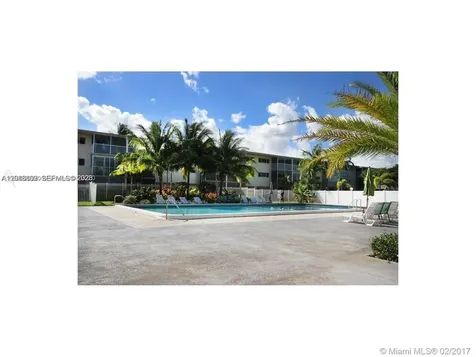 950 Hillcrest Drive Hollywood FL 33021