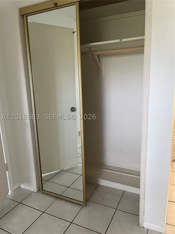 950 Hillcrest Drive Hollywood FL 33021