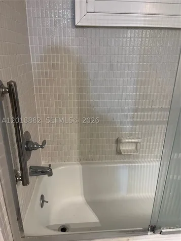 950 Hillcrest Drive Hollywood FL 33021