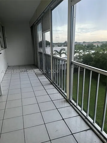 950 Hillcrest Drive Hollywood FL 33021