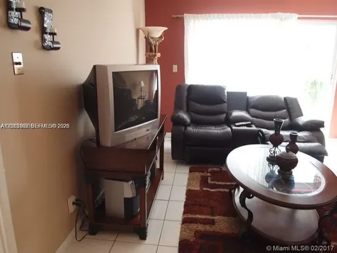 950 Hillcrest Drive Hollywood FL 33021