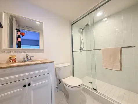 6517 SW 116th Place Miami FL 33173