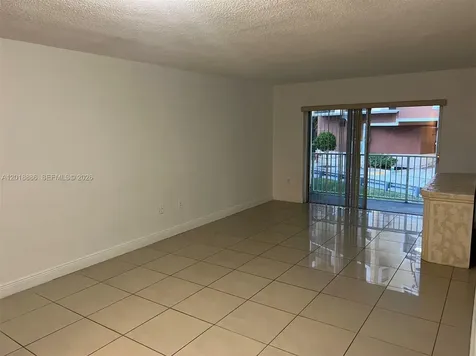 7324 SW 82nd Street Miami FL 33143