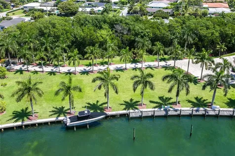 1800 NE 114th Street Miami FL 33181