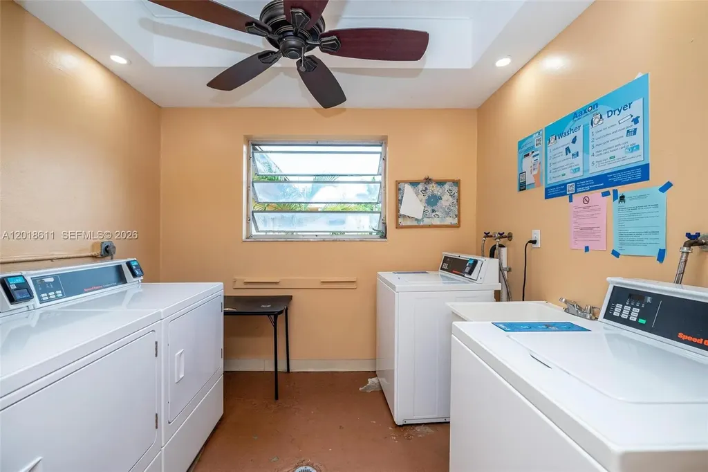 300 Berkley Road Hollywood FL 33024