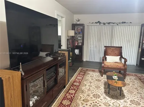 300 Berkley Road Hollywood FL 33024