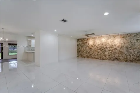 7220 SW 69th Court Miami FL 33143