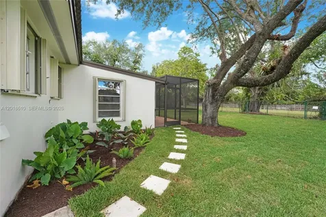 7220 SW 69th Court Miami FL 33143