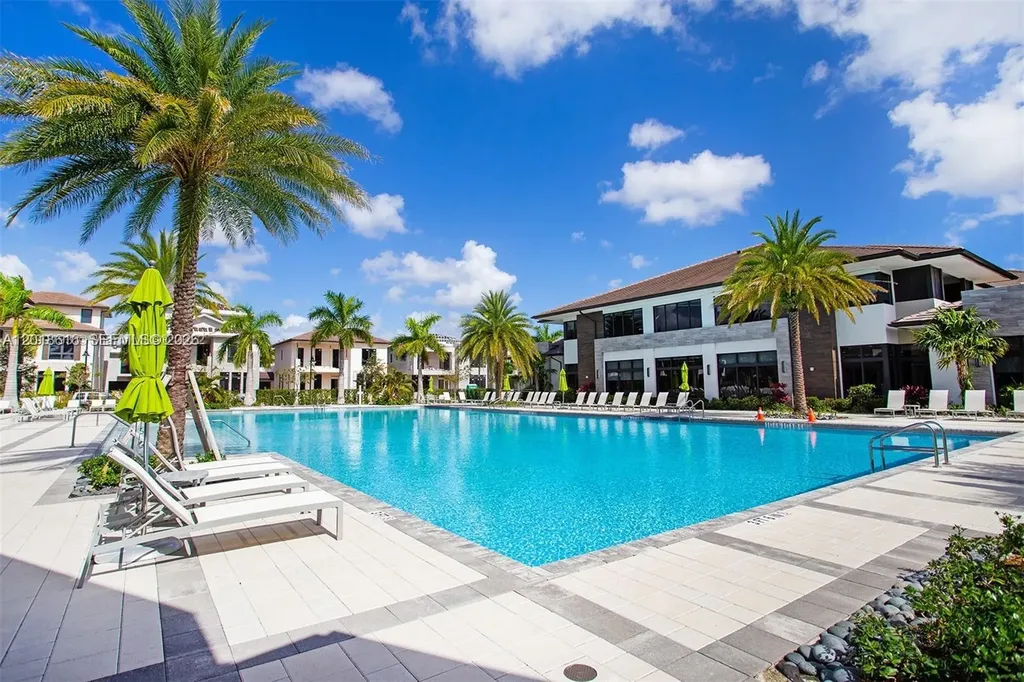 8167 NW 41 Street Doral FL 33166