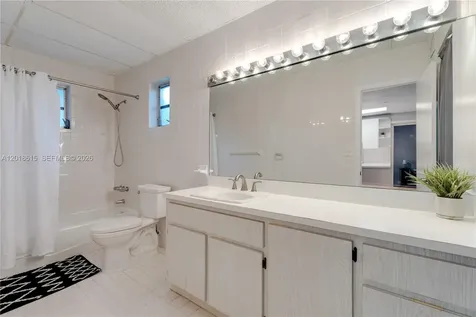 6531 SW 57th Place South Miami FL 33143