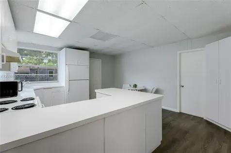 6531 SW 57th Place South Miami FL 33143