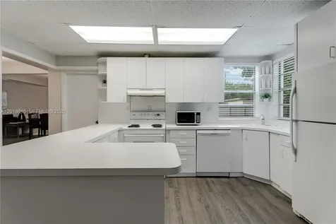 6531 SW 57th Place South Miami FL 33143
