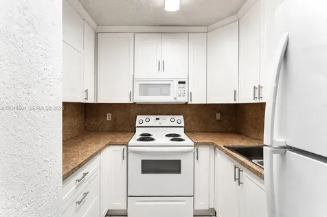 5706 W 26th Avenue Hialeah FL 33016