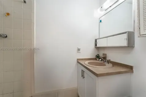 1900 W 54th Street Hialeah FL 33012