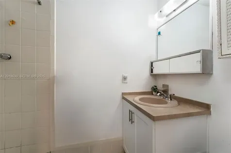 1900 W 54th Street Hialeah FL 33012