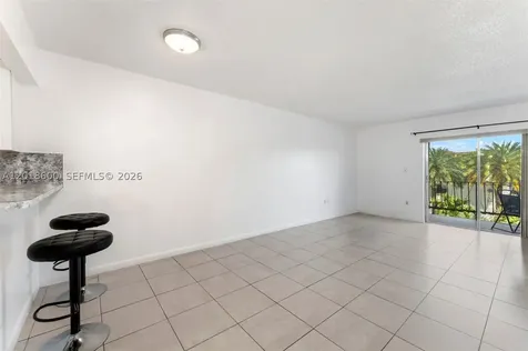 1900 W 54th Street Hialeah FL 33012