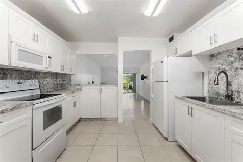 1900 W 54th Street Hialeah FL 33012