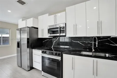 3401 NW 7th Street Lauderhill FL 33311