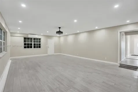 3401 NW 7th Street Lauderhill FL 33311