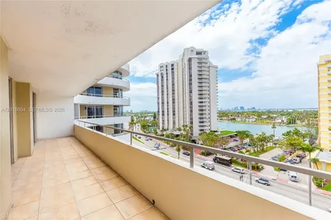 5555 Collins Avenue Miami Beach FL 33140