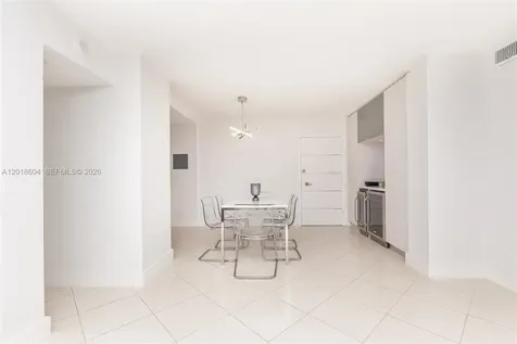 5555 Collins Avenue Miami Beach FL 33140