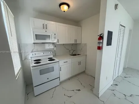2775 NW 57th Street Miami FL 33142