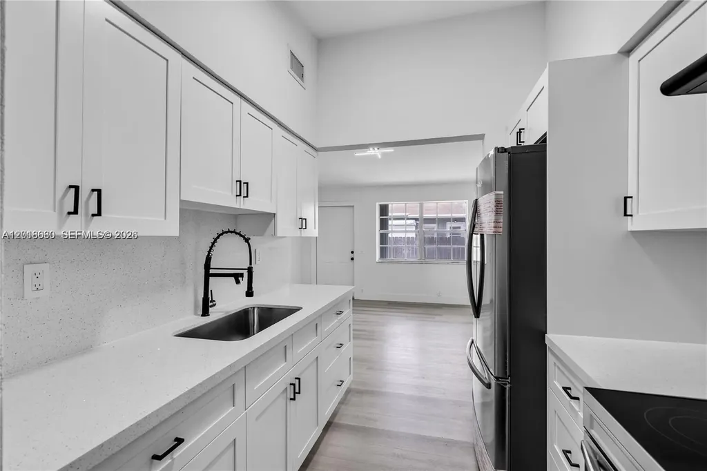 2195 W 5th Avenue Hialeah FL 33010