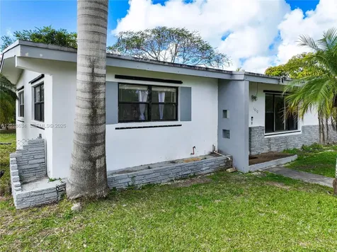 1610 NW 9th Court Homestead FL 33030