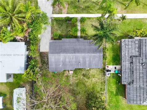 1610 NW 9th Court Homestead FL 33030