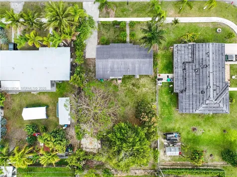 1610 NW 9th Court Homestead FL 33030