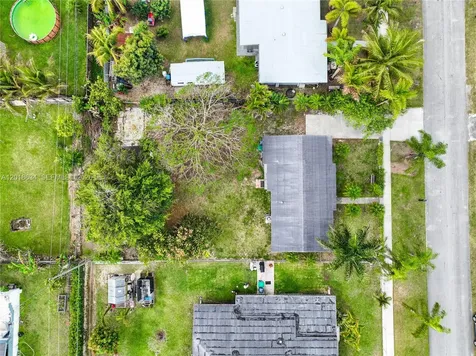 1610 NW 9th Court Homestead FL 33030