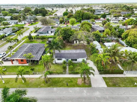 1610 NW 9th Court Homestead FL 33030