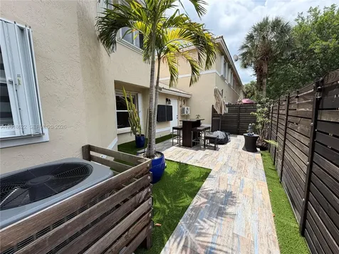 2156 NW 171st Terrace Pembroke Pines FL 33028