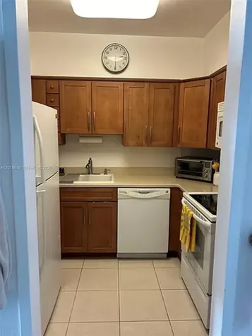 7441 Wayne Avenue Miami Beach FL 33141