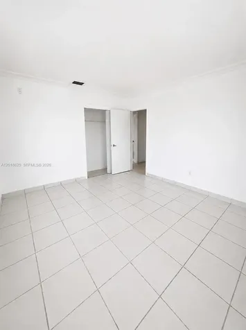 765 W 70th Place Hialeah FL 33014