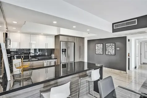 19370 Collins Avenue Sunny Isles Beach FL 33160