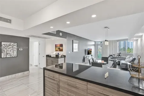 19370 Collins Avenue Sunny Isles Beach FL 33160
