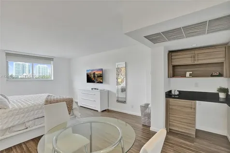 19370 Collins Avenue Sunny Isles Beach FL 33160
