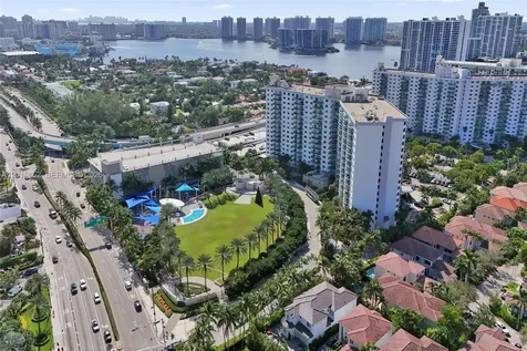 19370 Collins Avenue Sunny Isles Beach FL 33160